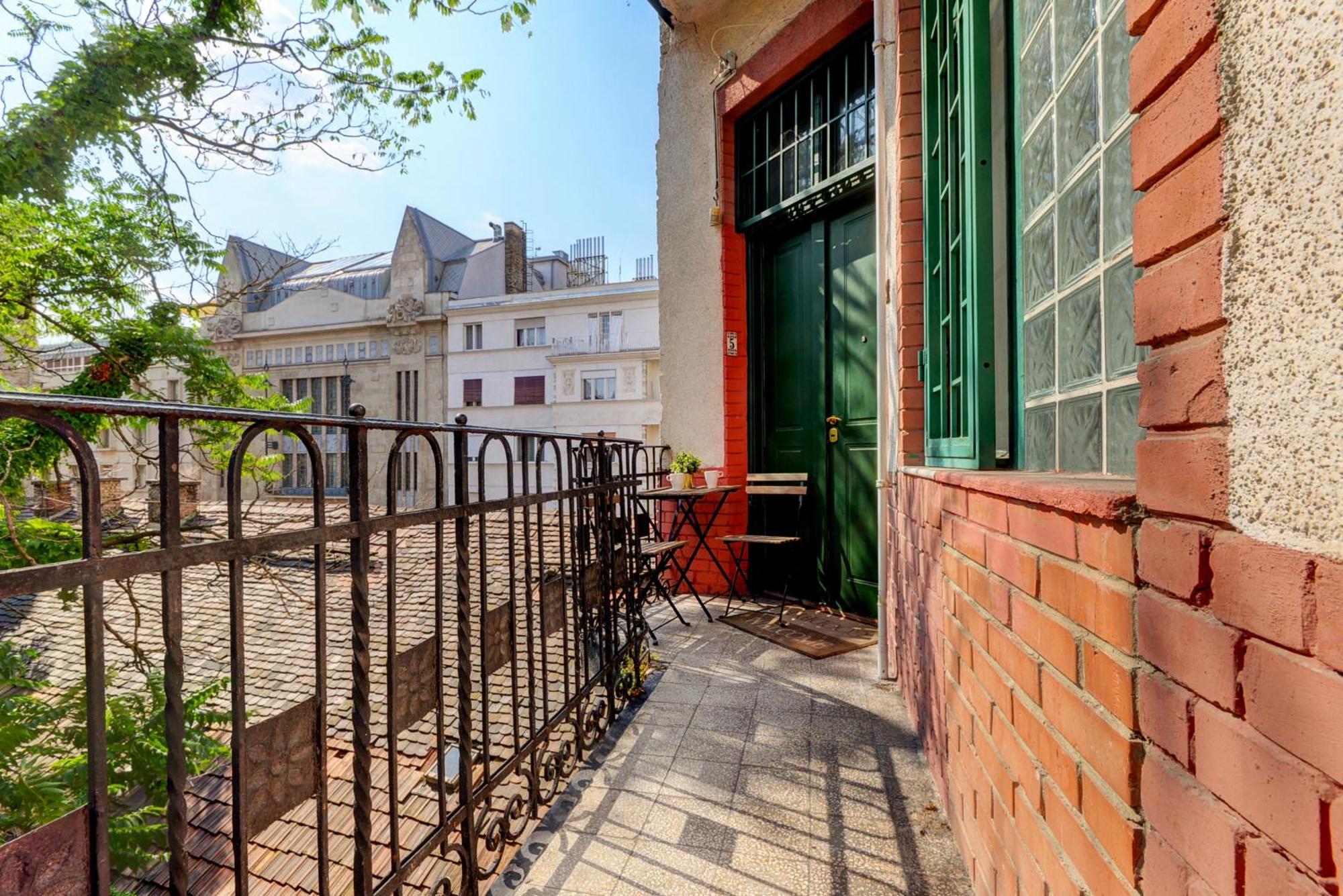 1nk Downtown Cozy Nest Апартаменты *